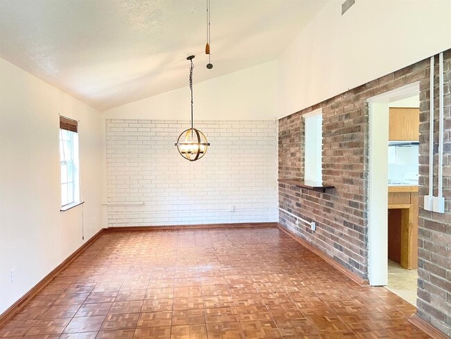 Building Photo - 1603 Brook Meadow Dr
