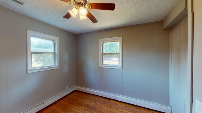 Building Photo - 505 Brooke Ave