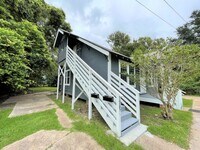 Building Photo - 1965 1/2 Kingsley