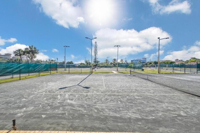 Building Photo - 1605 S US HIGHWAY 1