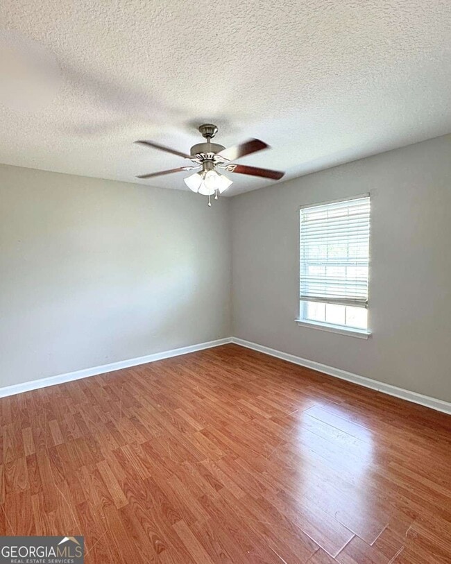 Building Photo - 104 Sugar Maple Way