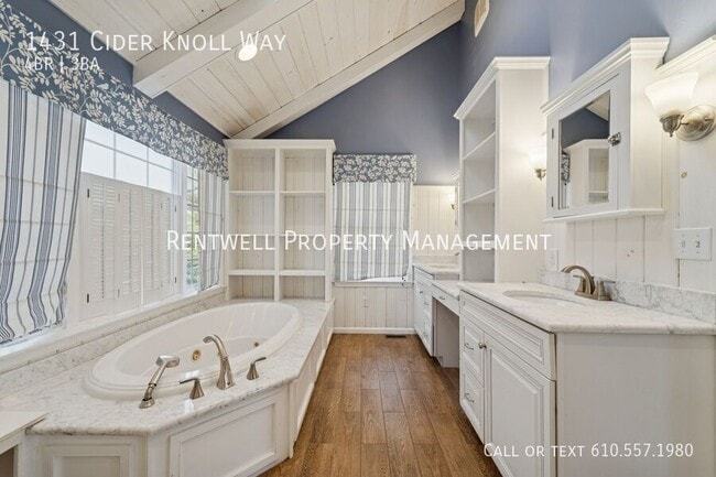 Building Photo - 1431 Cider Knoll Way