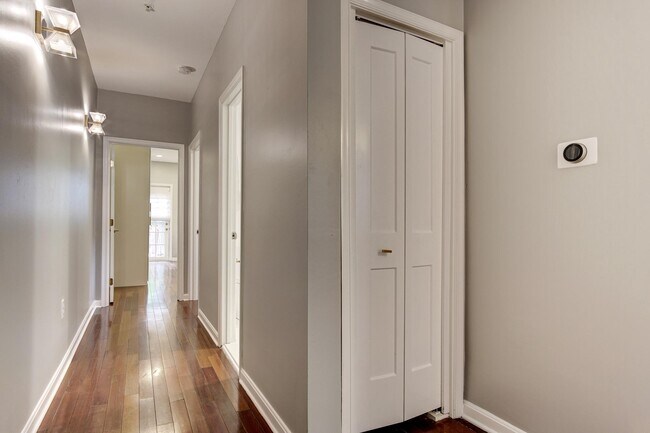 Building Photo - 1907 11th St NW