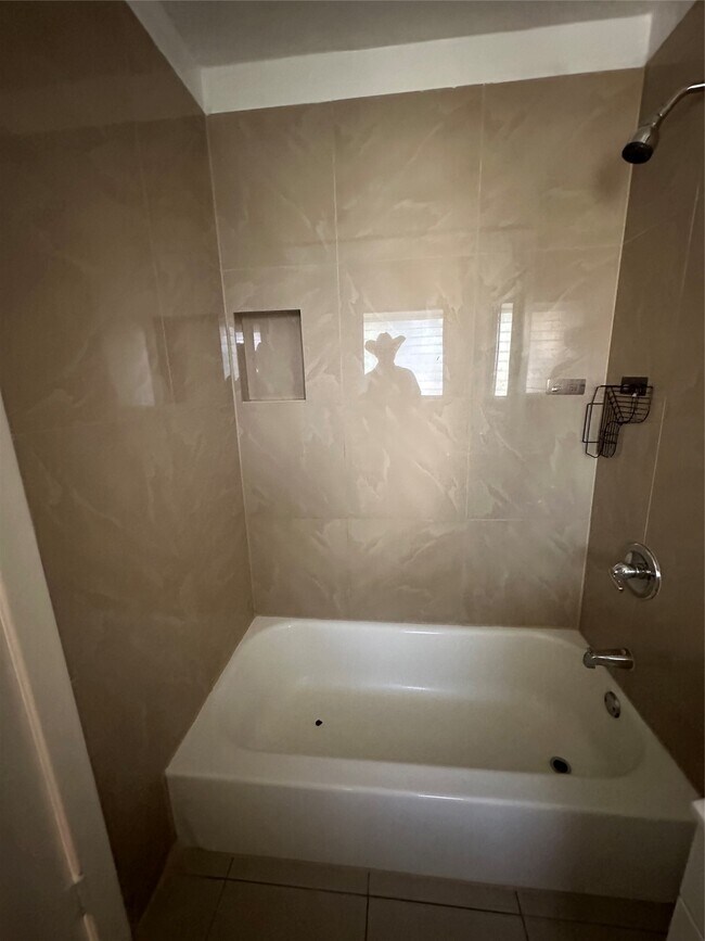 Building Photo - 3826 Botany Ln