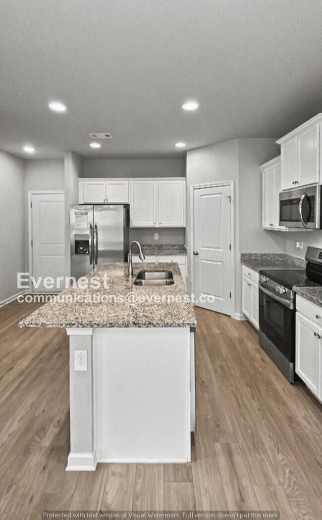 Building Photo - 314 Bertha Honey Stewart Dr