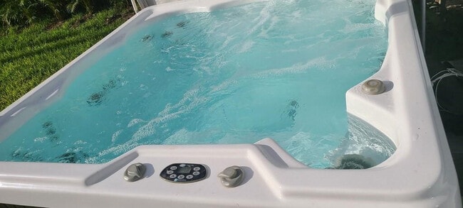 Building Photo - 1510 S 20th Ave