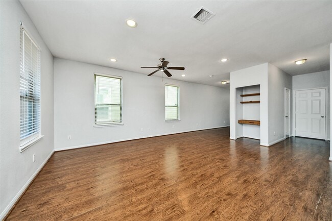 Building Photo - 17024 Wilthorne Gardens Ct