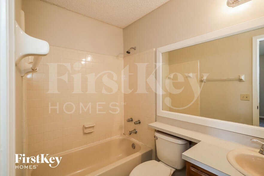 Building Photo - 2244 Felucca Dr