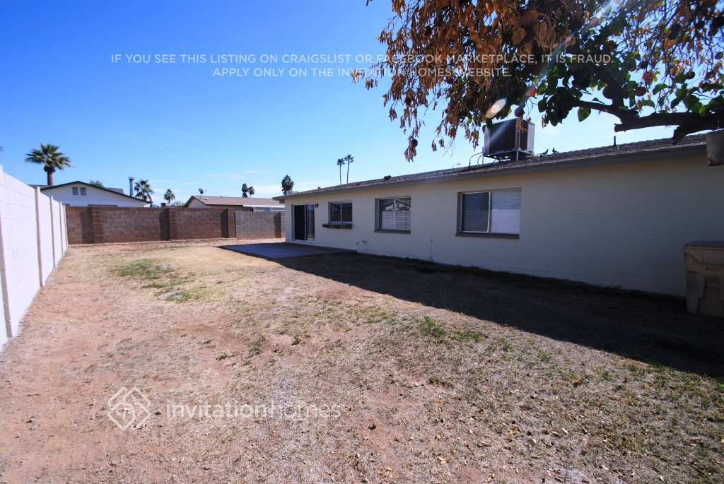 Building Photo - 4806 W Christy Dr