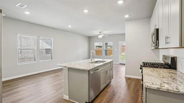 Building Photo - 408 Blanton St