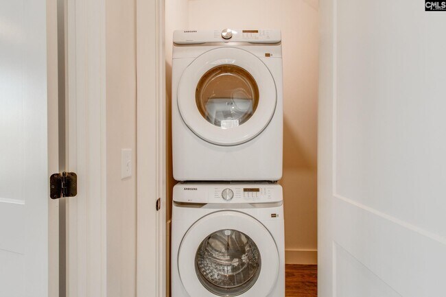 Building Photo - 2516 Richland St