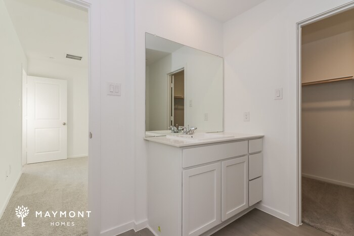 Building Photo - 3048 Majestic Sunrise Dr