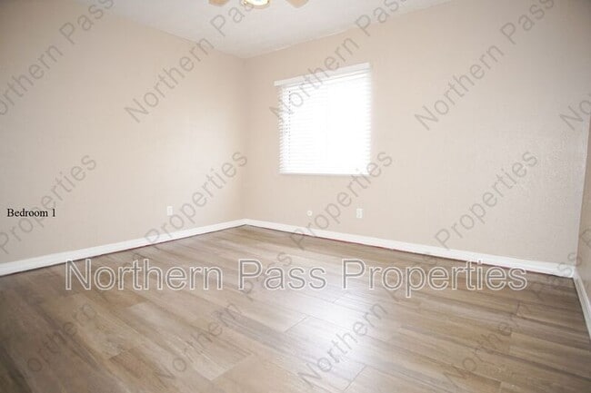 Building Photo - 1582 Bengal Dr