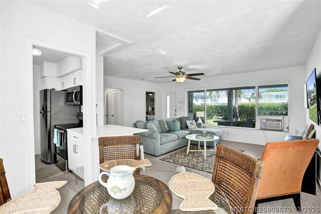 Building Photo - 4313 Sea Grape Dr