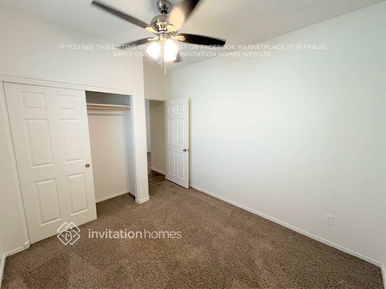 Building Photo - 17950 W Tina Ln