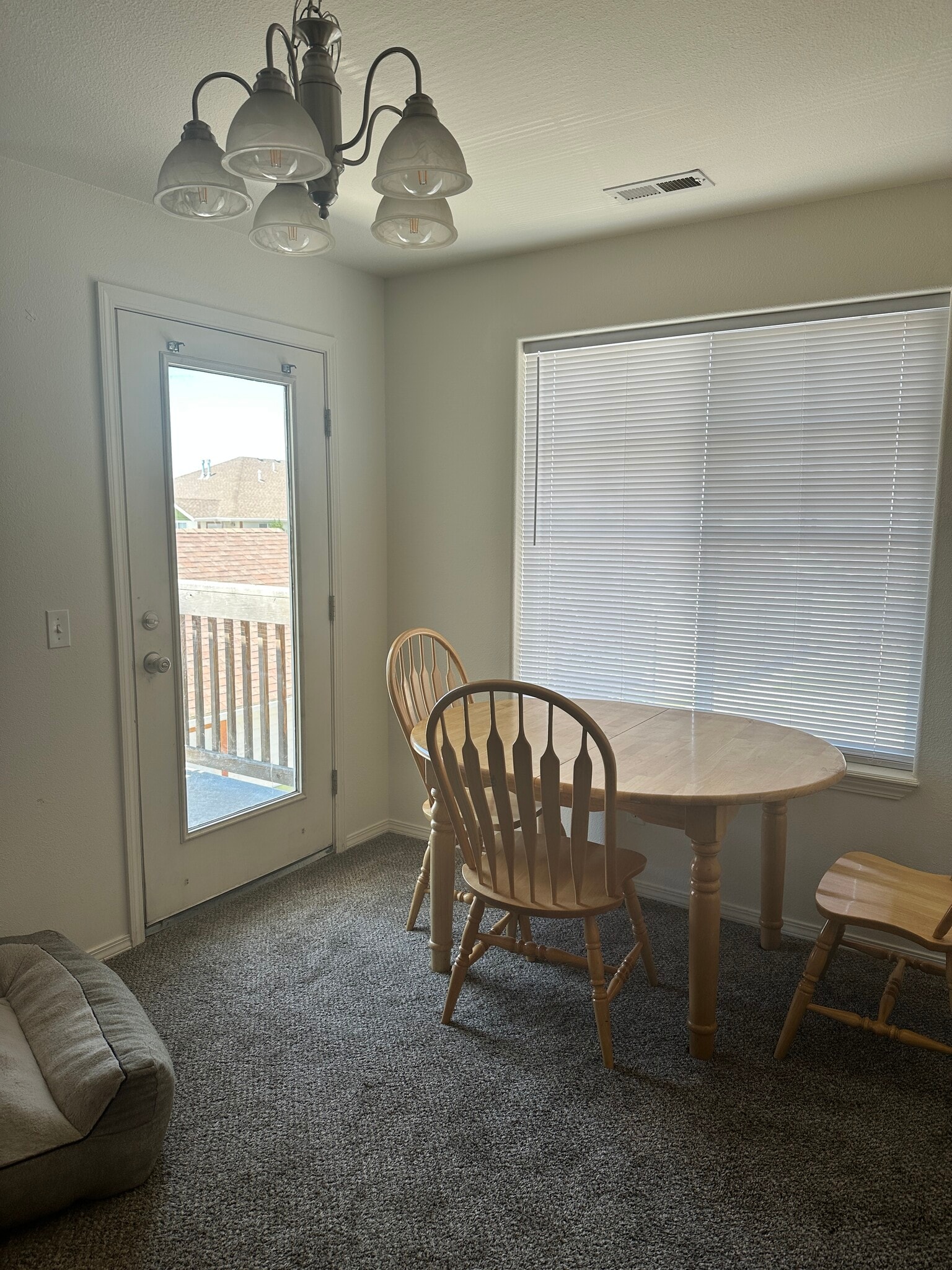 Building Photo - 1096 Longbow Ln