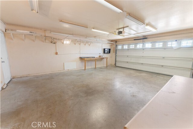 Building Photo - 1232 Kings Rd