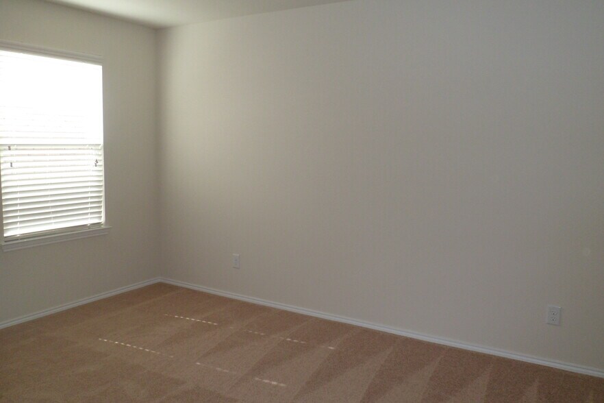 Building Photo - 1508 Abby Creek Dr