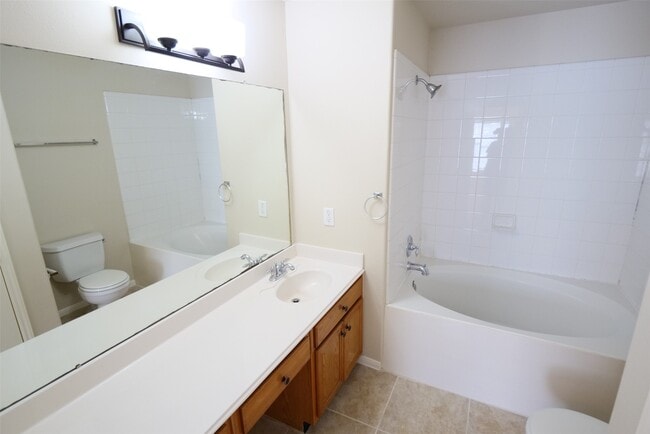 Building Photo - 6823 Arrowchase Ct