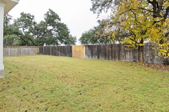 Building Photo - 200 Castlefields St