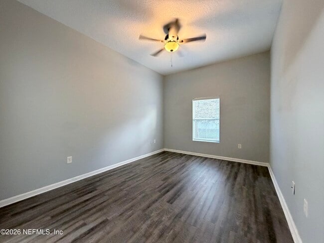 Building Photo - 7920 Merrill Rd