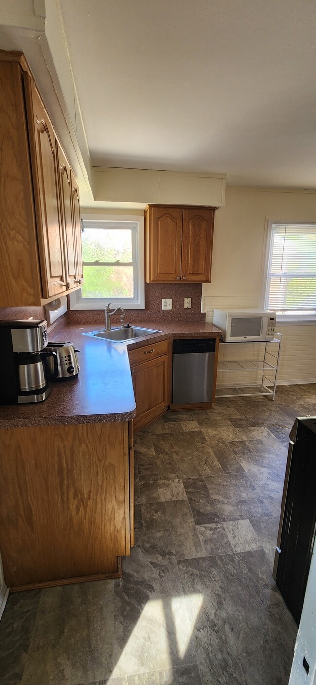 Building Photo - 11201 Haller St