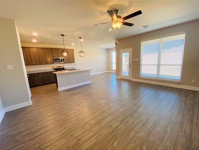 Building Photo - 5754 Redfish Ct