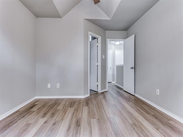 Building Photo - 3935 Pickett Pl Dr