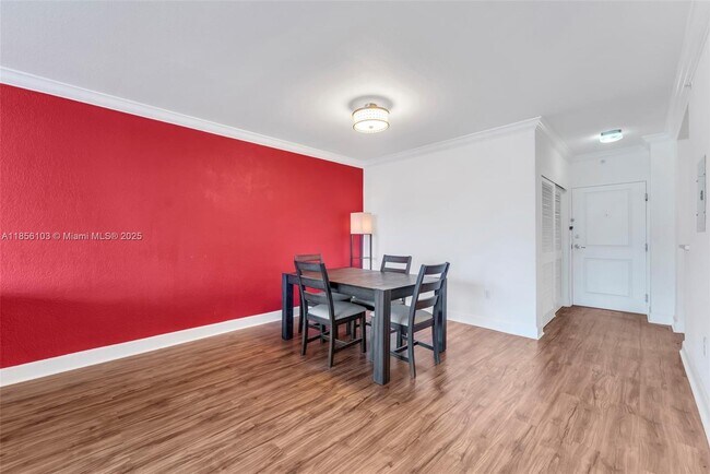 Building Photo - 401 69th St