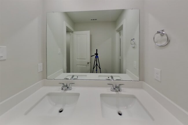 Building Photo - 22628 Terrazzo Dr