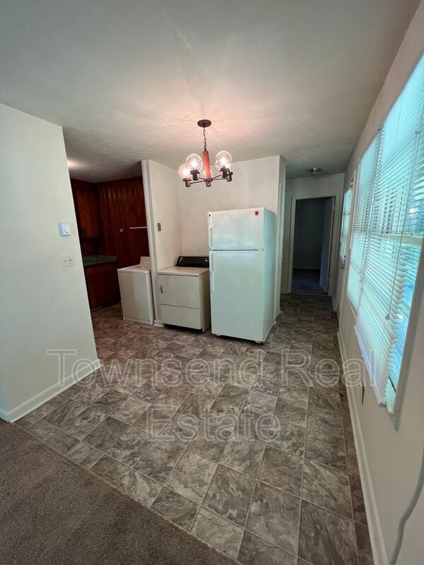 Building Photo - 116-A Oates Dr