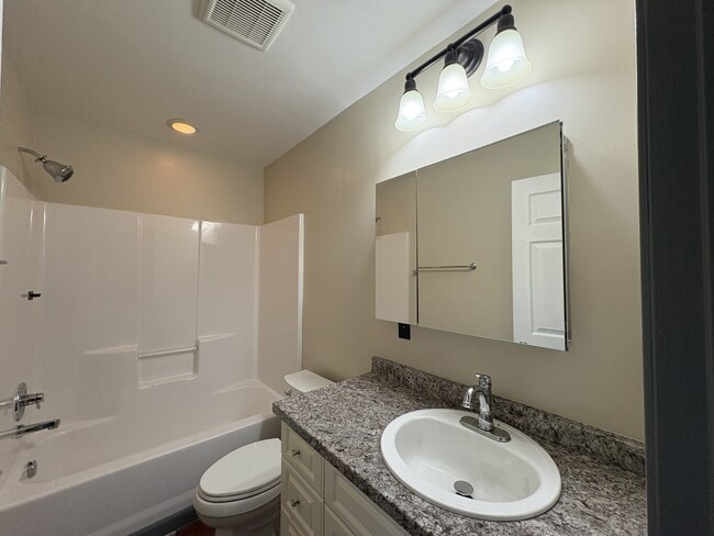 Building Photo - 4600 NW Cornell Rd