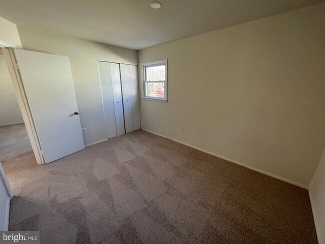 Building Photo - 13303 Holdridge Rd
