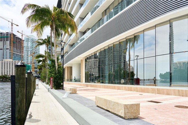 Building Photo - 300 Biscayne Blvd Way