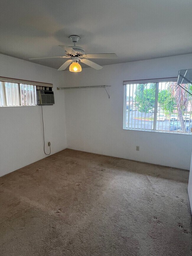 Building Photo - Kulalani Village in Kapolei - 2 Bedroom 1.5 Bath 2 Parking Townhome Unit