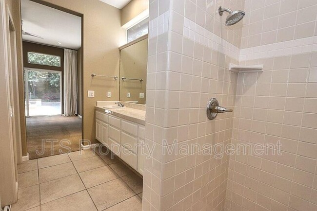 Building Photo - 4107 Ironwood Dr