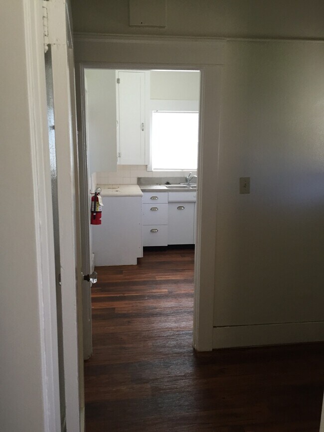 Building Photo - Hillcrest/North Park 3BR/1BR (or 2Br+Offic...