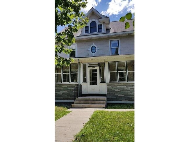 Building Photo - 1704 Ashland Ave