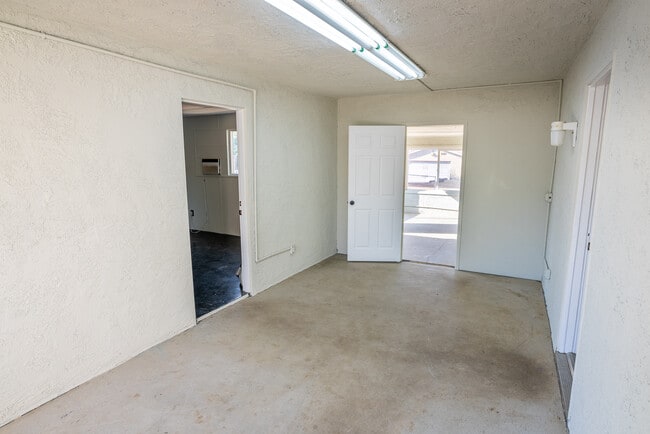 Building Photo - 20724 Palomar St