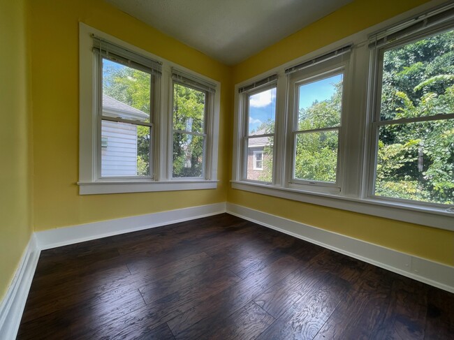 2nd floor sunroom - 5859 Nicholson St