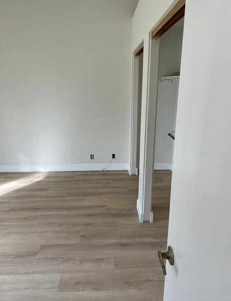 Building Photo - 4264 Chinquapin Way