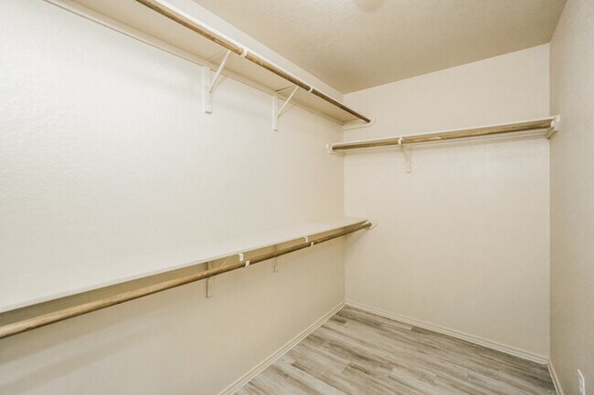 Building Photo - 3022 Aspen Mdw