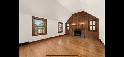 Building Photo - 3707 Normandy Rd