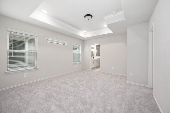 Building Photo - 3405 Knighton Hill Dr