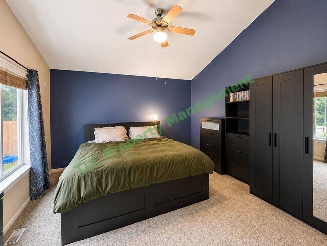 Building Photo - 3bd/2bath home in Jefferson near the Santiam