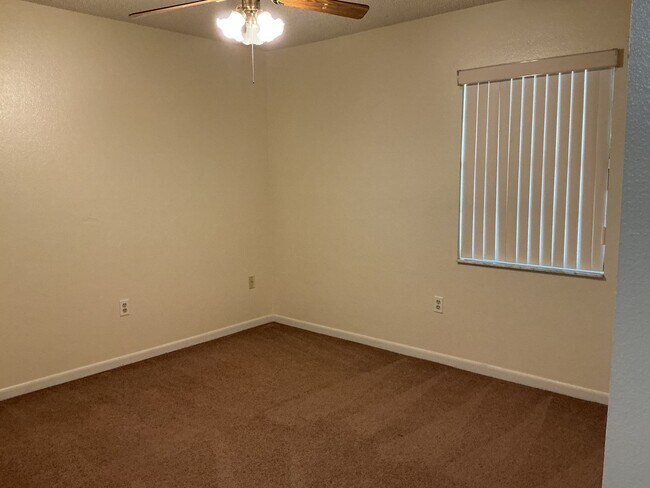 Building Photo - 1112 South Blvd