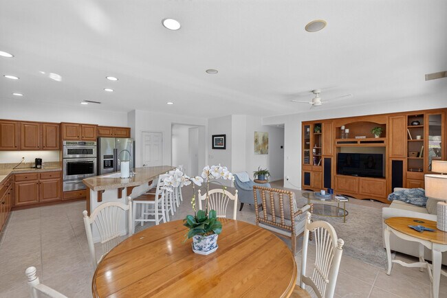 Building Photo - 60440 Juniper Ln