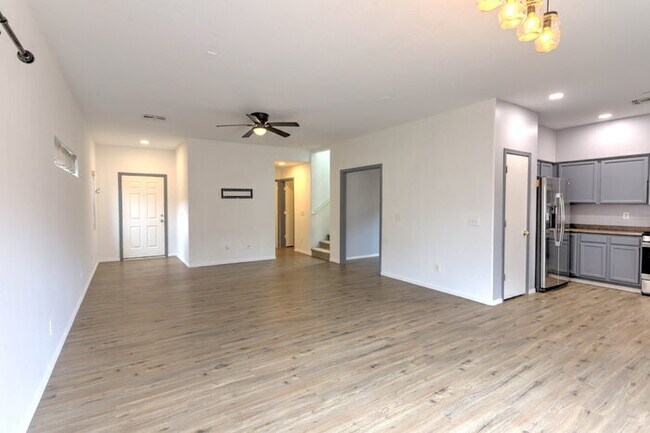 Building Photo - Rancho Sahuarita