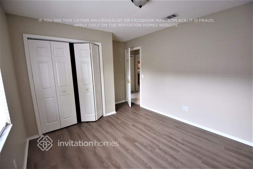 Building Photo - 218 Chutney Dr