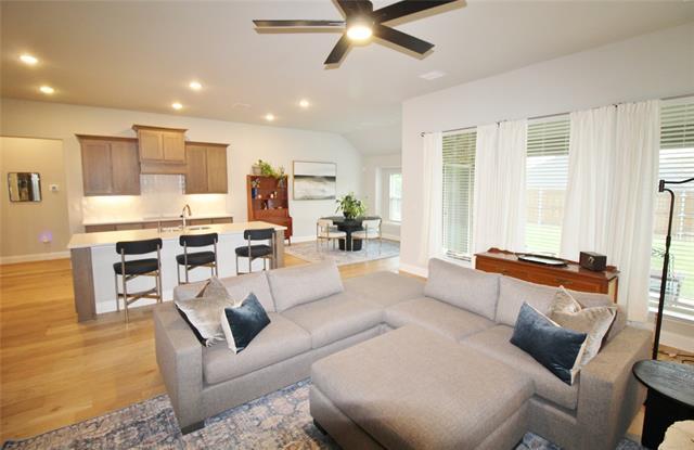 Building Photo - 217 Resting Pl Rd